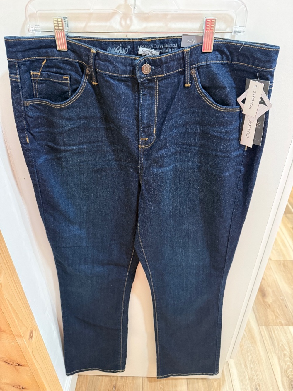 Womens Messimo curvy jeans size 12 short NWT  dark wash boot cut